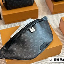 【雅妤二手包包】LV Twist 絕美紐扣 最新最火款Twist Denim 出貨了 呈現新古典 Twist 中 NO131995 歷史價格詳細信息