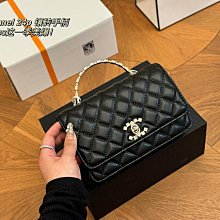 【雅妤二手包包】size：1913cmC家 新款georgie限量老花盒子包，這款透露著高級質感，而且超級百搭是 NO99470 歷史價格詳細信息