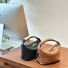 【雅妤二手包包】無盒size：底寬30 上寬50高25cmLOEWE草編包夏天這么好看的草編包還不擁有嘛Anag NO67863 歷史價格詳細信息