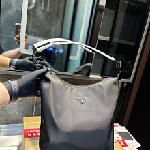 【雅妤二手包包】單寧系列爆款單寧牛仔系列LV路易威登最新款腰包～胸包同款～走到哪都是回頭率男女通用牛仔布牛皮1 NO131331 歷史價格詳細信息