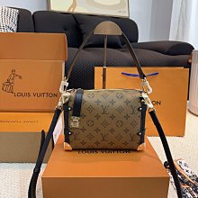 【雅妤二手包包】LV Twist 絕美紐扣 最新最火款Twist Denim 出貨了 呈現新古典 Twist 中 NO131995 歷史價格詳細信息