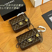 【雅妤二手包包】size：1913cmC家 新款georgie限量老花盒子包，這款透露著高級質感，而且超級百搭是 NO99470 歷史價格詳細信息