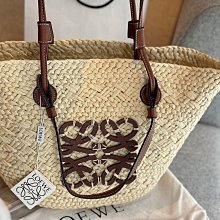 【雅妤二手包包】size：1913cmC家 新款georgie限量老花盒子包，這款透露著高級質感，而且超級百搭是 NO99470 歷史價格詳細信息