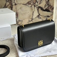 【雅妤二手包包】size：1913cmC家 新款georgie限量老花盒子包，這款透露著高級質感，而且超級百搭是 NO99470 歷史價格詳細信息