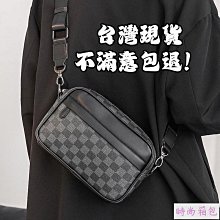 休閒百搭男生郵差包 防水大容量側背包學生書包新款潮牌大容量撞色斜挎包男士街拍韓版郵差包休閑帆布單肩包--麥包包 歷史價格詳細信息