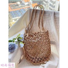 【十選九精品館】特斯拉汽車雨傘收納桶垃圾桶雨傘套車用多功能防水車內放傘置物桶 歷史價格詳細信息