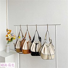 【十選九精品館】皮革手提包/大容量行李包 防水運動健身包包/多功能戶外旅行包/PU商務出差包/圓筒沙灘包 品質訓練包- 歷史價格詳細信息