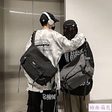 【現貨】男包 斜挎包 斜背包 胸包 側背包 男士胸包多功能大容量防水時尚休閑單肩斜挎包潮太空佈小背包    全台 歷史價格詳細信息