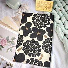 【精品書籍】(現貨)  天行健&middot;《易經》新考何新 著中國民主法制晨晨 pdd 歷史價格詳細信息