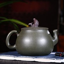 全手工 本綠泥料 250cc【劍流德鐘】紫砂壺。高德鐘壺型挺拔，劍流嘴頗具氣勢，出湯如注。老 舊藏 古玩 紫砂壺 二手【天官賜福】-1861 歷史價格詳細信息