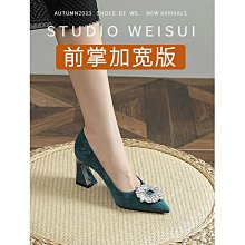 大碼女鞋 法式高跟鞋設計感小眾卡其色方頭粗跟不累腳通勤軟皮單鞋女奶奶鞋 歷史價格詳細信息