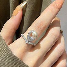 百貨館~swarovski 施華洛世奇 新品奧地利水晶 珍珠金色復圓形古珍珠天鵝手鏈 歷史價格詳細信息