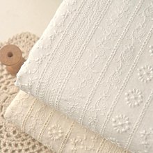 淡米黃雙邊定位重磅繡花棉布  自製夏秋小清新上衣連衣長裙子襯衫   滿200元出貨 歷史價格詳細信息