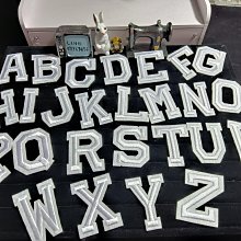 精緻 22 彩色字母 ABC 熨燙款一個字母10元 英文字母布貼 英文布貼 學校輔料 一字出貨 台灣現貨 歷史價格詳細信息