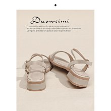 新款女鞋 大碼低跟涼鞋女41一43包頭拼色一字帶粗跟鞋子女款夏季仙女風女鞋 歷史價格詳細信息