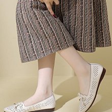 大碼單鞋 小碼鞋女 真皮豆豆鞋女四季新款時尚民族風平底媽媽鞋淺口圓頭牛筋底小皮鞋 歷史價格詳細信息