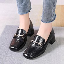 大碼單鞋 小碼鞋女 時尚夏季鏤空涼鞋大碼魔術貼洞洞鞋軟底媽媽鞋休閑百搭復古女鞋42 歷史價格詳細信息