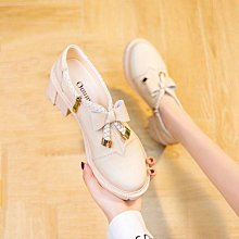 ☆時尚女孩 高跟鞋 巴黎鐵塔 可愛麋鹿 水晶鑽胸針/別針(101-71-1)*(現貨特價) 歷史價格詳細信息