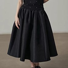 質感低光澤 純色 素色 時尚簡約 流線 輕量舒適 機能透氣吸濕排汗速乾 拉鍊口袋 休閒 訓練 運動 慢跑 短褲 褲子 歷史價格詳細信息