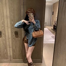 Celine賽琳2024員工新年禮墨綠色帆布包 歷史價格詳細信息