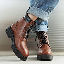 大碼女靴 秋冬女士大碼鞋 年秋冬新款男鞋皮帶扣簡約歐美風時尚圓頭低跟40-48大碼短靴 歷史價格詳細信息