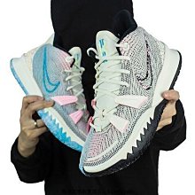 Nike Kyrie 7 (PS) 中童 卡其 運動 魔鬼氈 籃球鞋 CT4087-207 歷史價格詳細信息
