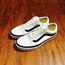 VANS OLD SKOOL 基本款 板鞋 男女款 情侶鞋 休閒鞋 黑白 C207299  VN000D3HY28 現貨 歷史價格詳細信息