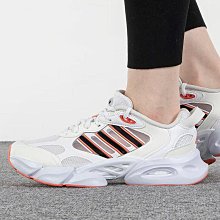 Coppii 服飾運動愛迪達跑步鞋女ULTRABOOST SLIP ON DNA W H02815 GZ9847 2640 歷史價格詳細信息