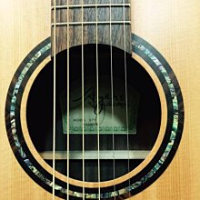 金石樂舫~限時特價~正宗小葉龍頭紫檀中胡.特請老師傅精製.品質保 歷史價格詳細信息