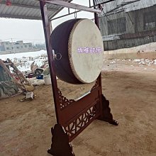 大鼓定制大鼓 牛皮鼓做舊鼓 影視道具鼓仿古 實木鼓架子立式 陳列 歷史價格詳細信息