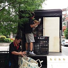 囤物族的不丟東西整理術：別再叫我斷捨離！只要挪動空間就OK！不復亂的收納魔法【城邦讀書花園】 歷史價格詳細信息