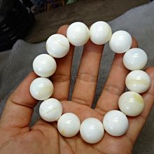 《藍晶寶石玉石特賣》→〈手鍊系列〉→天然天眼珠蠶絲紋帶清透黃玉髓16mm手珠鍊→Y864 歷史價格詳細信息