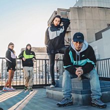 南◇2021 10月 ADIDAS SHERPA BIKER 外套 HC6603 米白卡其 毛料 保暖 立領 休閒外套 歷史價格詳細信息