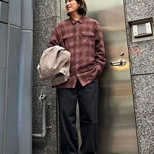 【LEVIS】男款 寬鬆版工裝法蘭絨襯衫 親和系拿鐵格紋 熱賣單品 歷史價格詳細信息