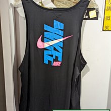 南????2023 5月 NIKE AIR JORDAN 短TEE 飛人 喬丹 DH8922-010 黑色 100 白色 歷史價格詳細信息