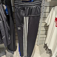ADIDAS 女 運動長褲 OG WARM UP PANT 米色 -IJ5226 歷史價格詳細信息