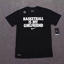 Nike 耐吉 短袖 Basketball 男款 白 黑 大LOGO 寬鬆 純棉 棉T 短T 大勾 FJ2307-100 歷史價格詳細信息