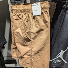 南????2024 7月 NIKE Jordan Brand 短袖上衣 短T 棉質 印花 男款 黑 FD7026-010 歷史價格詳細信息