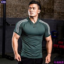 男士健身訓練套頭運動休閒背心連帽背心吊嘎寬鬆無袖上衣T恤背心  -真男人專賣店 歷史價格詳細信息