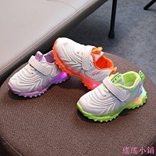 亮燈男童鞋子2023冬季新款兒童運動鞋加絨嬰兒鞋軟底女童跑步鞋潮 歷史價格詳細信息