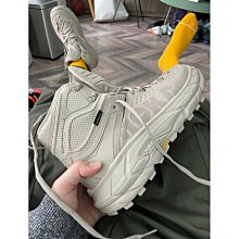 正品 hoka one one sky kaha black phantom 黑色登山防水短靴 1099637-BPHN 歷史價格詳細信息