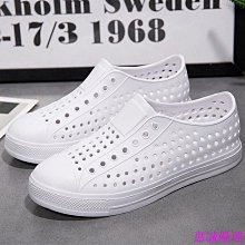 【全球優品滙】質感百搭牛津布女士背包 歐美簡約鉚釘後背包女 韓版大容量休閒商務通勤旅行包 歷史價格詳細信息