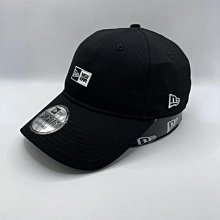 【NEW ERA】防風外套 TIMELESS MINIMAL 黑 男女款 連帽外套-NE14418226 歷史價格詳細信息