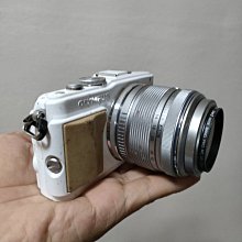 OLYMPUS E-M10M4 14-42mm kit 公司貨 歷史價格詳細信息