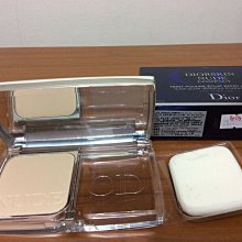 Dior迪奧輕透光礦物蜜粉餅 #01 / #03 明亮潤色蜜粉 全新百貨專櫃貨 (透明盒裝 歷史價格詳細信息