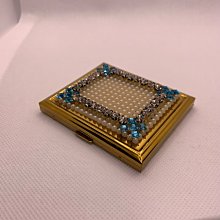 Vintage box’s 1940年代 DORSET Fifth Avenue 刻花粉餅盒 歷史價格詳細信息