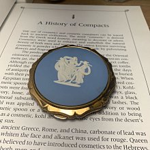 Vintage box’s 1940年代 DORSET Fifth Avenue 刻花粉餅盒 歷史價格詳細信息