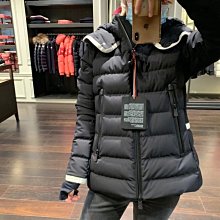 moncler grenoble壓膠滑雪羽絨服 彰顯造型氣質的不朽傳奇．極致款的休閑戶外型羽絨服 歷史價格詳細信息