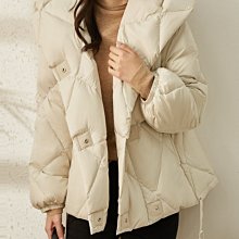 歐單 MO 新款 輕奢華麗 名媛小香風 重手工珍珠點綴 寬鬆廓型 溫暖舒適綿羊毛外套 兩色 (V872) 歷史價格詳細信息