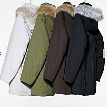 Uniqlo正版現貨????款式尺寸齊全 2XL 3XL KAWS 聯名 男裝 UT kaws:summer BFF 歷史價格詳細信息